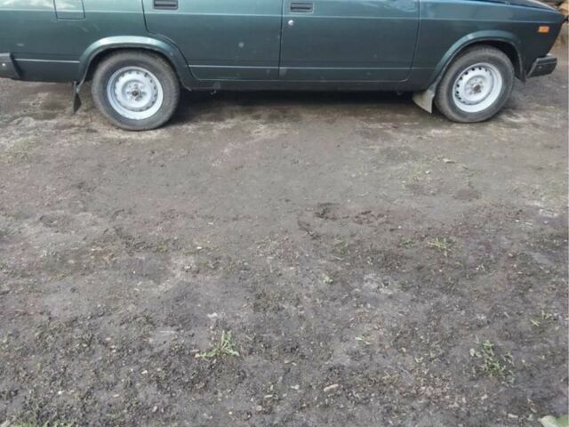 Зеленый ВАЗ 2107, объемом двигателя 1.6 л и пробегом 30 тыс. км за 3000 $, фото 2 на Automoto.ua