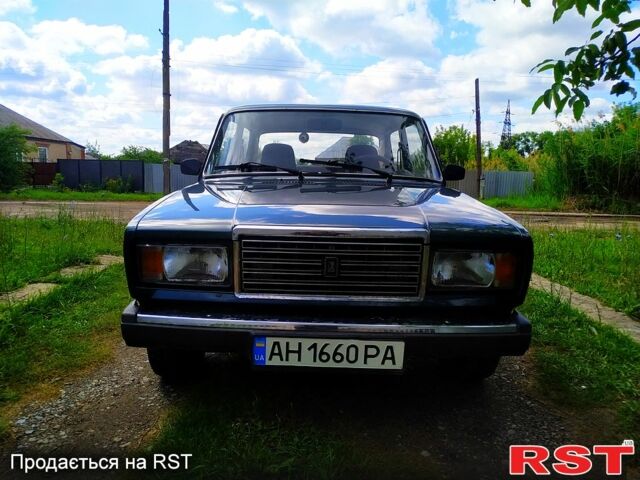Зеленый ВАЗ 2107, объемом двигателя 1.6 л и пробегом 135 тыс. км за 1600 $, фото 2 на Automoto.ua