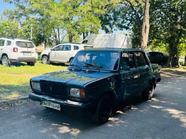 Зеленый ВАЗ 2107, объемом двигателя 1.5 л и пробегом 200 тыс. км за 450 $, фото 1 на Automoto.ua