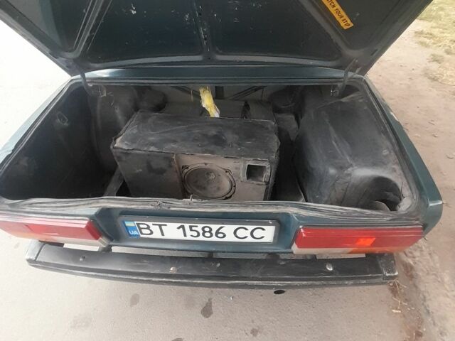 Зеленый ВАЗ 2107, объемом двигателя 1.5 л и пробегом 100 тыс. км за 792 $, фото 7 на Automoto.ua