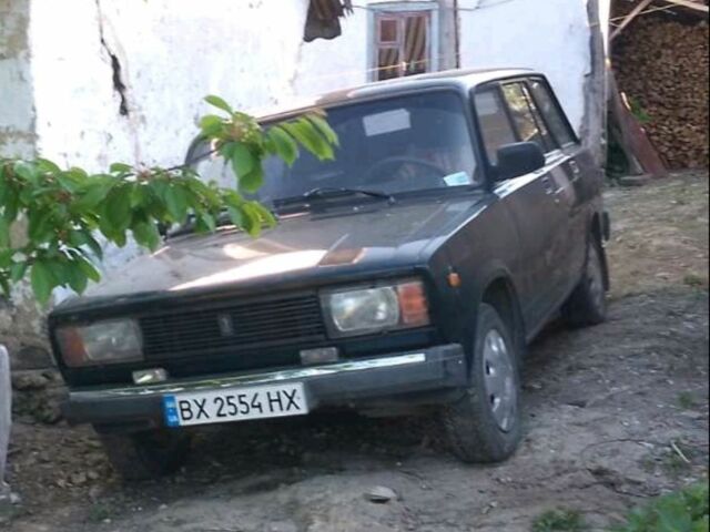 ВАЗ 2107 2005 в Шепетовке на Automoto.ua Зеленый ВАЗ 2107, объемом двигателя 1.5 л и пробегом 22 тыс. км за 832 $, фото 1 на Automoto.ua