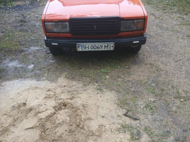 Помаранчевий ВАЗ 2107, об'ємом двигуна 0 л та пробігом 200 тис. км за 650 $, фото 4 на Automoto.ua