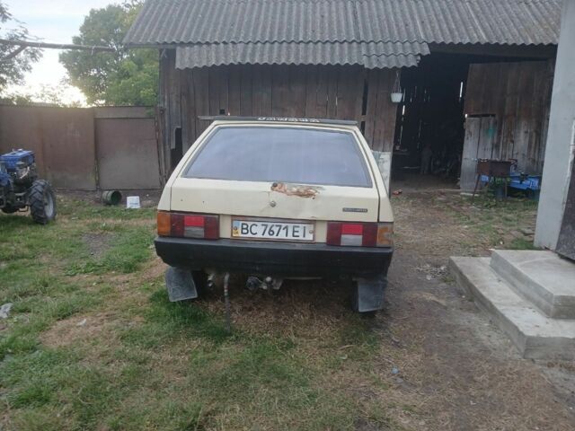 Білий ВАЗ 2108, об'ємом двигуна 0 л та пробігом 82 тис. км за 238 $, фото 2 на Automoto.ua