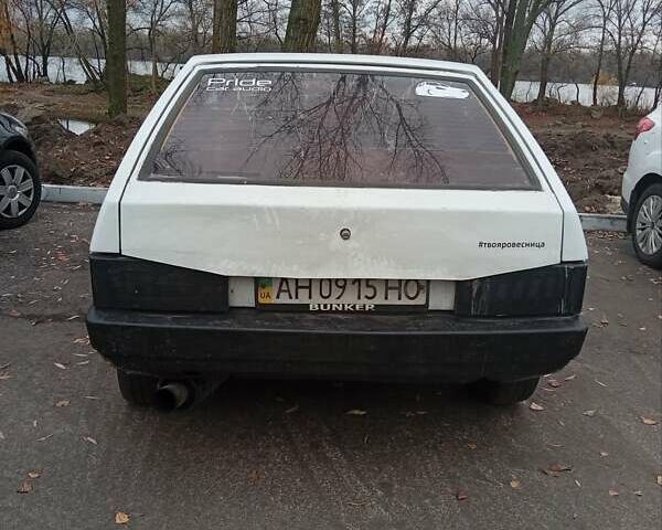 Белый ВАЗ 2108, объемом двигателя 1.3 л и пробегом 80 тыс. км за 1000 $, фото 2 на Automoto.ua