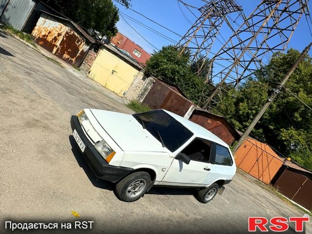 Белый ВАЗ 2108, объемом двигателя 1.3 л и пробегом 85 тыс. км за 690 $, фото 1 на Automoto.ua