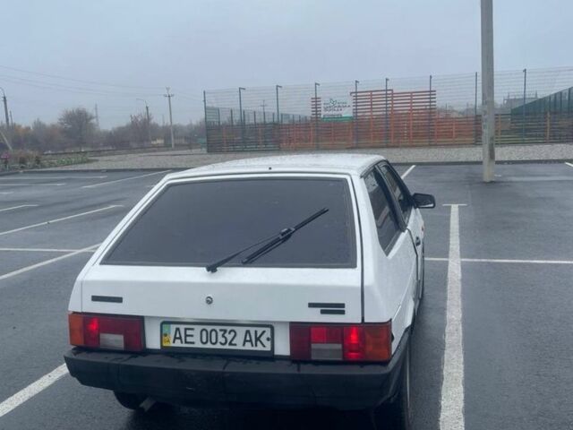 Белый ВАЗ 2108, объемом двигателя 1.3 л и пробегом 100 тыс. км за 850 $, фото 2 на Automoto.ua