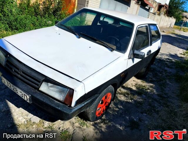 Белый ВАЗ 2108, объемом двигателя 1.3 л и пробегом 500 тыс. км за 480 $, фото 6 на Automoto.ua