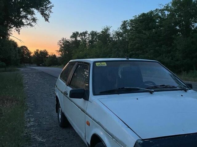 Белый ВАЗ 2108, объемом двигателя 1.3 л и пробегом 60 тыс. км за 601 $, фото 7 на Automoto.ua