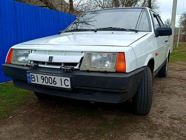 Белый ВАЗ 2108, объемом двигателя 1.3 л и пробегом 0 тыс. км за 1400 $, фото 4 на Automoto.ua