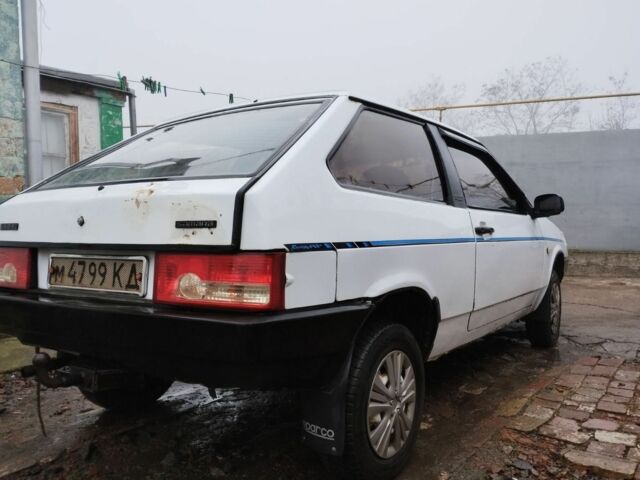 Белый ВАЗ 2108, объемом двигателя 1.3 л и пробегом 100 тыс. км за 728 $, фото 1 на Automoto.ua