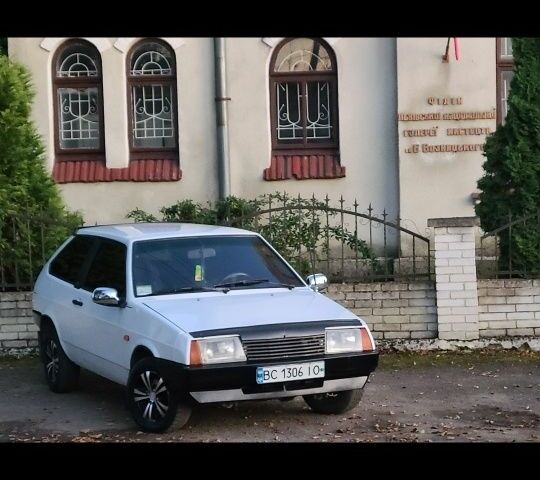 Белый ВАЗ 2108, объемом двигателя 1.3 л и пробегом 27 тыс. км за 1600 $, фото 1 на Automoto.ua