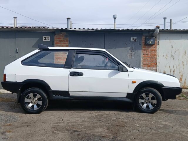 Белый ВАЗ 2108, объемом двигателя 0 л и пробегом 20 тыс. км за 1500 $, фото 19 на Automoto.ua