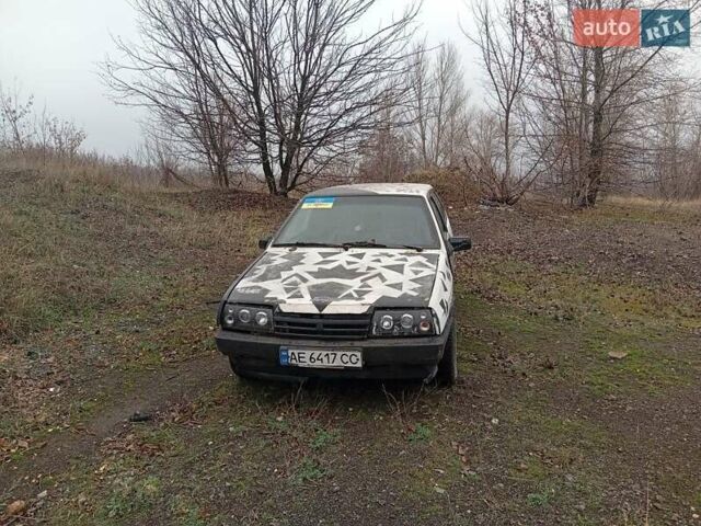 Белый ВАЗ 2108, объемом двигателя 1.3 л и пробегом 300 тыс. км за 595 $, фото 7 на Automoto.ua