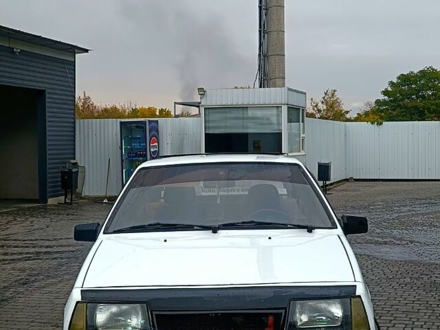 Белый ВАЗ 2108, объемом двигателя 1.3 л и пробегом 47 тыс. км за 1000 $, фото 8 на Automoto.ua