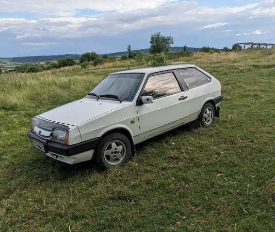 Белый ВАЗ 2108, объемом двигателя 0 л и пробегом 60 тыс. км за 800 $, фото 1 на Automoto.ua