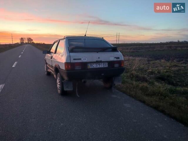 Белый ВАЗ 2108, объемом двигателя 1.3 л и пробегом 90 тыс. км за 600 $, фото 4 на Automoto.ua