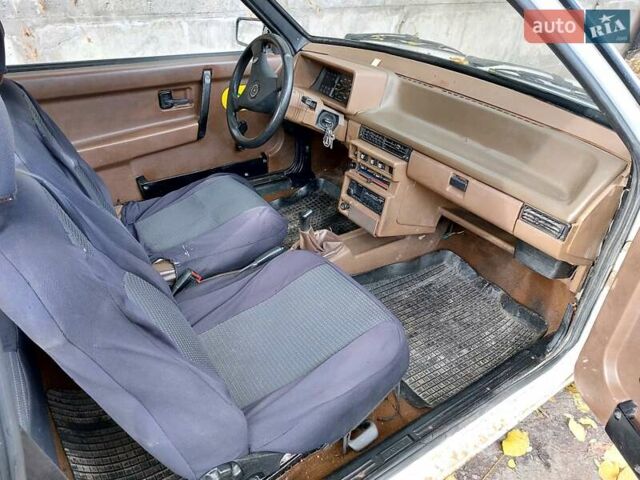 ВАЗ 2108 1986 в Днепре (Днепропетровске) на Automoto.ua Белый ВАЗ 2108, объемом двигателя 1.3 л и пробегом 124 тыс. км за 1600 $, фото 10 на Automoto.ua