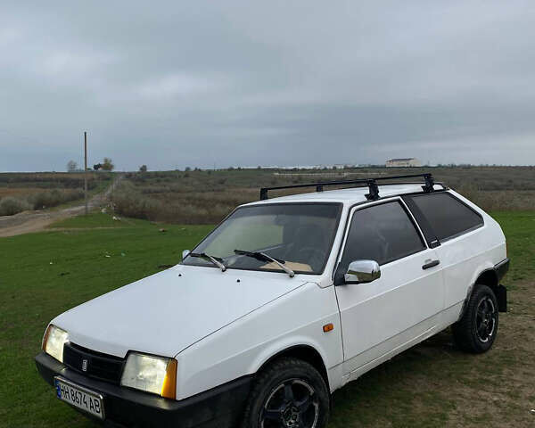 Белый ВАЗ 2108, объемом двигателя 1.3 л и пробегом 100 тыс. км за 900 $, фото 5 на Automoto.ua