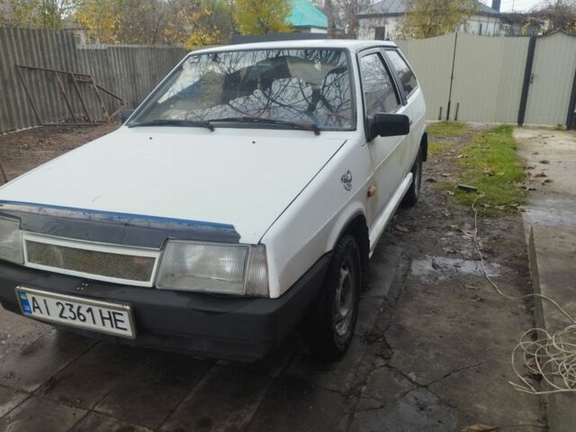 Белый ВАЗ 2108, объемом двигателя 1.3 л и пробегом 90 тыс. км за 476 $, фото 7 на Automoto.ua