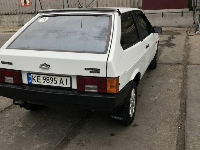 Белый ВАЗ 2108, объемом двигателя 1.3 л и пробегом 494 тыс. км за 1800 $, фото 6 на Automoto.ua