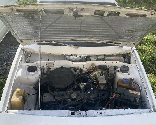 Белый ВАЗ 2108, объемом двигателя 1.3 л и пробегом 777 тыс. км за 600 $, фото 4 на Automoto.ua
