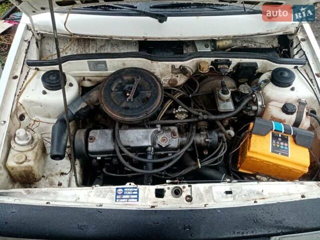 Белый ВАЗ 2108, объемом двигателя 1.3 л и пробегом 84 тыс. км за 1302 $, фото 6 на Automoto.ua