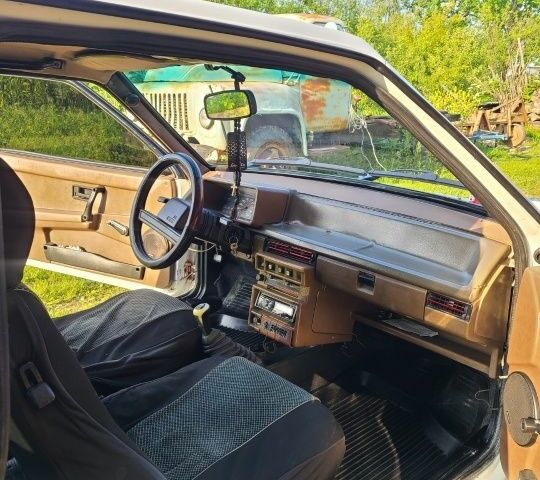 Белый ВАЗ 2108, объемом двигателя 1.3 л и пробегом 27 тыс. км за 1600 $, фото 5 на Automoto.ua