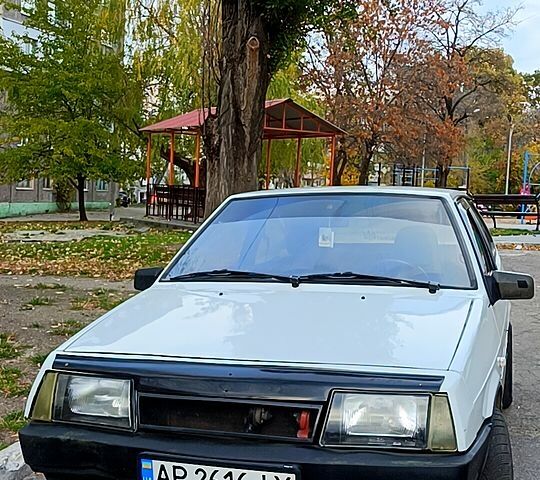 Белый ВАЗ 2108, объемом двигателя 1.3 л и пробегом 47 тыс. км за 1000 $, фото 4 на Automoto.ua