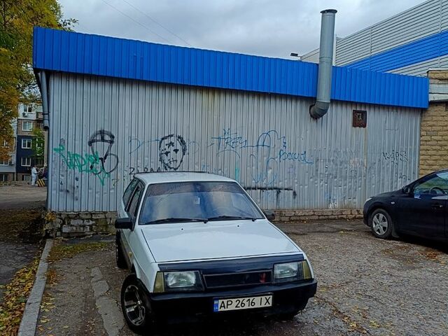 Белый ВАЗ 2108, объемом двигателя 1.3 л и пробегом 47 тыс. км за 1000 $, фото 5 на Automoto.ua