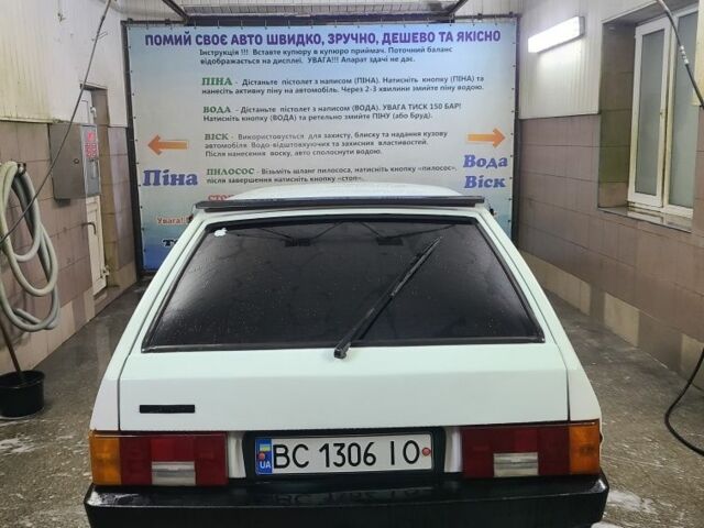 Белый ВАЗ 2108, объемом двигателя 1.3 л и пробегом 27 тыс. км за 1600 $, фото 4 на Automoto.ua