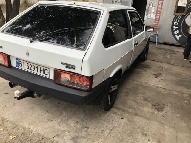 ВАЗ 2108 1986 в Горишние Плавни (Комсомольск) на Automoto.ua Белый ВАЗ 2108, объемом двигателя 1.3 л и пробегом 225 тыс. км за 988 $, фото 6 на Automoto.ua