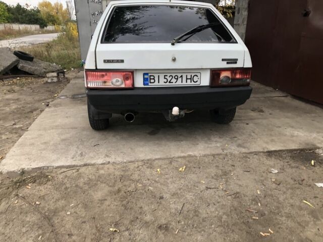 ВАЗ 2108 1986 в Горишние Плавни (Комсомольск) на Automoto.ua Белый ВАЗ 2108, объемом двигателя 1.3 л и пробегом 225 тыс. км за 988 $, фото 3 на Automoto.ua