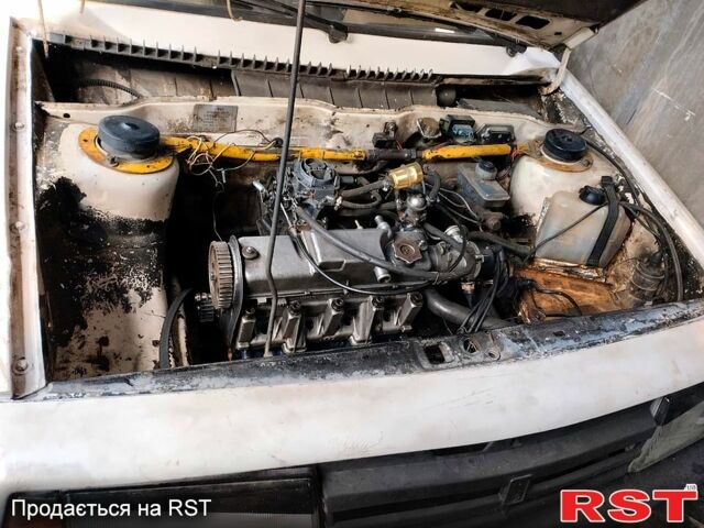 Белый ВАЗ 2108, объемом двигателя 1.3 л и пробегом 500 тыс. км за 480 $, фото 5 на Automoto.ua