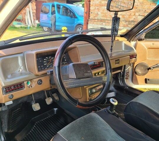 Белый ВАЗ 2108, объемом двигателя 1.3 л и пробегом 27 тыс. км за 1600 $, фото 2 на Automoto.ua