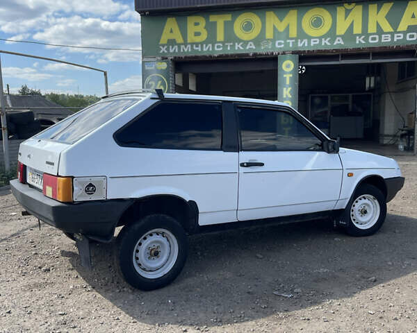 Белый ВАЗ 2108, объемом двигателя 0 л и пробегом 61 тыс. км за 1600 $, фото 3 на Automoto.ua