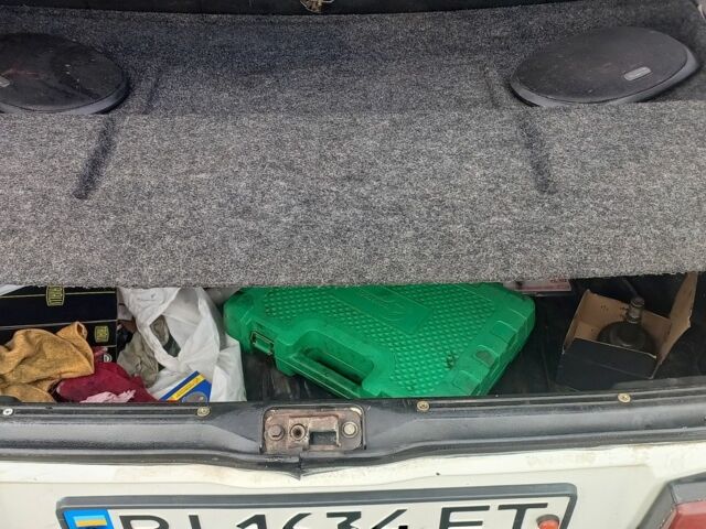 Белый ВАЗ 2108, объемом двигателя 0 л и пробегом 274 тыс. км за 1000 $, фото 8 на Automoto.ua