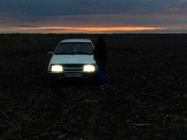 Белый ВАЗ 2108, объемом двигателя 1.3 л и пробегом 100 тыс. км за 1000 $, фото 5 на Automoto.ua