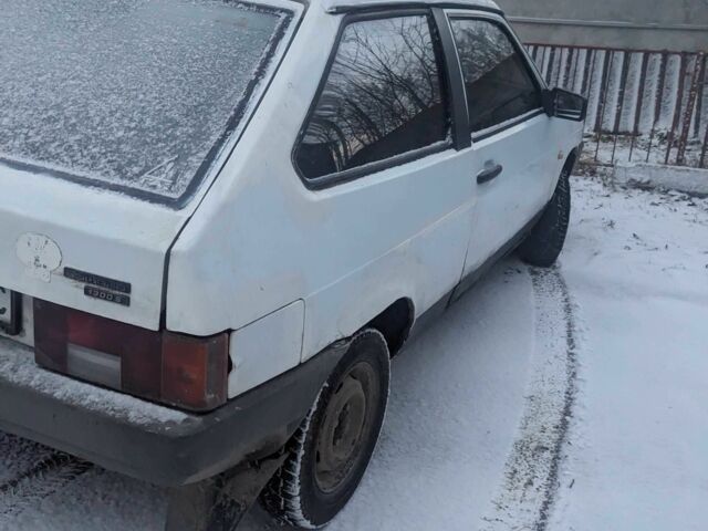 Белый ВАЗ 2108, объемом двигателя 1.3 л и пробегом 100 тыс. км за 450 $, фото 8 на Automoto.ua