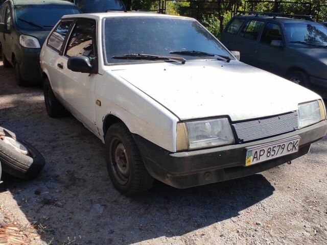 Белый ВАЗ 2108, объемом двигателя 1.3 л и пробегом 200 тыс. км за 364 $, фото 1 на Automoto.ua