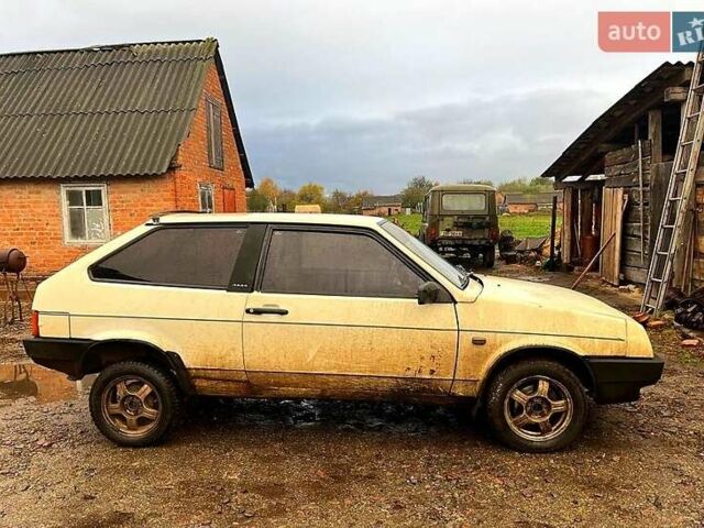 Белый ВАЗ 2108, объемом двигателя 1.5 л и пробегом 90 тыс. км за 850 $, фото 1 на Automoto.ua