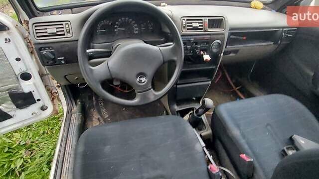 Белый ВАЗ 2108, объемом двигателя 1.6 л и пробегом 288 тыс. км за 600 $, фото 10 на Automoto.ua