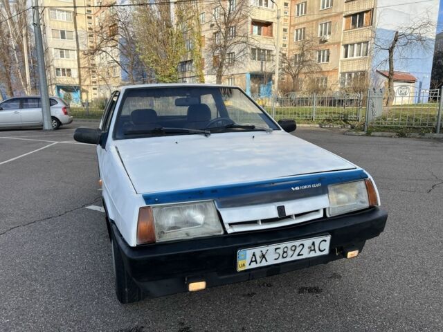 Белый ВАЗ 2108, объемом двигателя 1.3 л и пробегом 200 тыс. км за 850 $, фото 12 на Automoto.ua