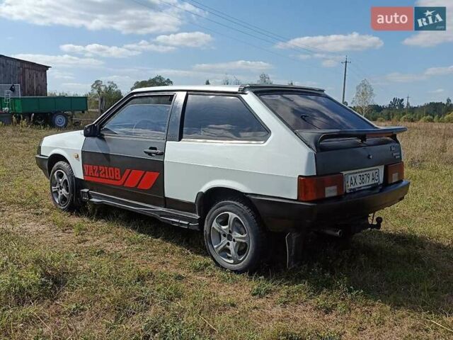 Белый ВАЗ 2108, объемом двигателя 1.5 л и пробегом 250 тыс. км за 850 $, фото 7 на Automoto.ua