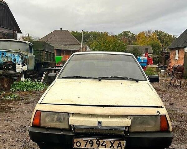 Белый ВАЗ 2108, объемом двигателя 1.5 л и пробегом 90 тыс. км за 850 $, фото 7 на Automoto.ua