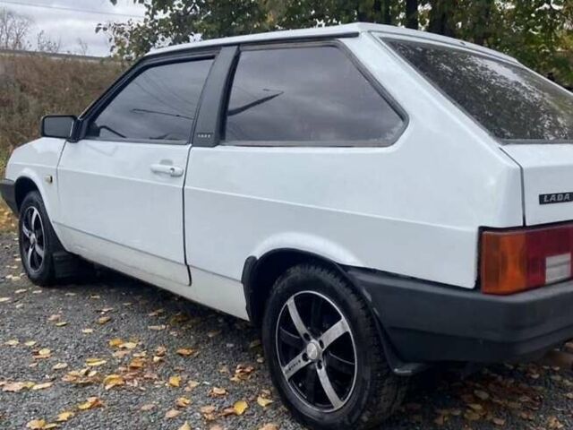 Белый ВАЗ 2108, объемом двигателя 1.3 л и пробегом 386 тыс. км за 600 $, фото 6 на Automoto.ua