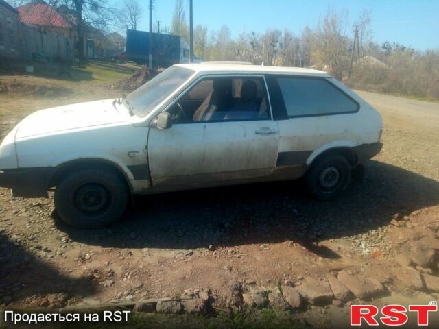Белый ВАЗ 2108, объемом двигателя 1.3 л и пробегом 0 тыс. км за 370 $, фото 2 на Automoto.ua