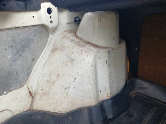 Білий ВАЗ 2108, об'ємом двигуна 1.3 л та пробігом 145 тис. км за 1300 $, фото 15 на Automoto.ua