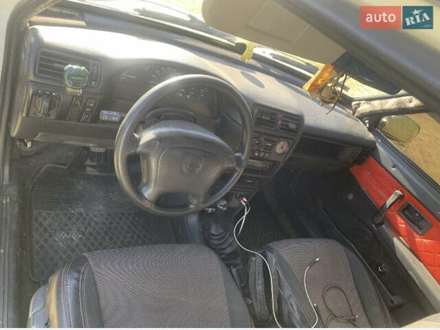 ВАЗ 2108 1987 в Яворове на Automoto.ua Белый ВАЗ 2108, объемом двигателя 1.5 л и пробегом 100 тыс. км за 1500 $, фото 3 на Automoto.ua