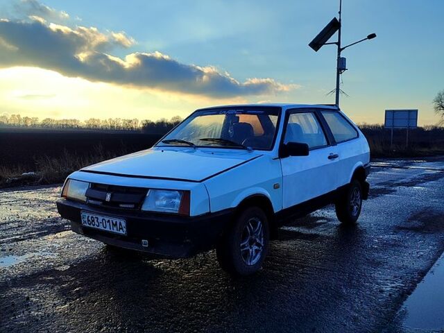 Белый ВАЗ 2108, объемом двигателя 13 л и пробегом 0 тыс. км за 640 $, фото 3 на Automoto.ua