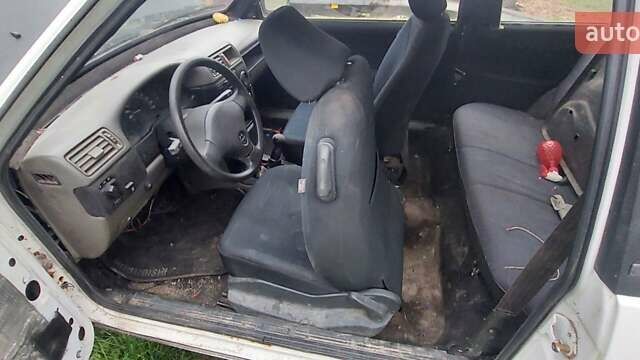 Белый ВАЗ 2108, объемом двигателя 1.6 л и пробегом 288 тыс. км за 600 $, фото 11 на Automoto.ua